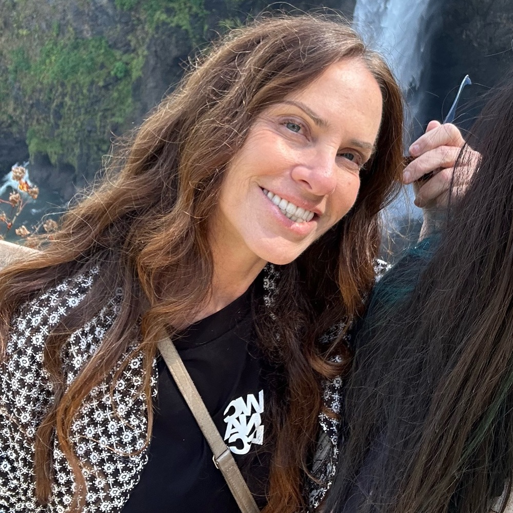 Meet your Posher, Shirley